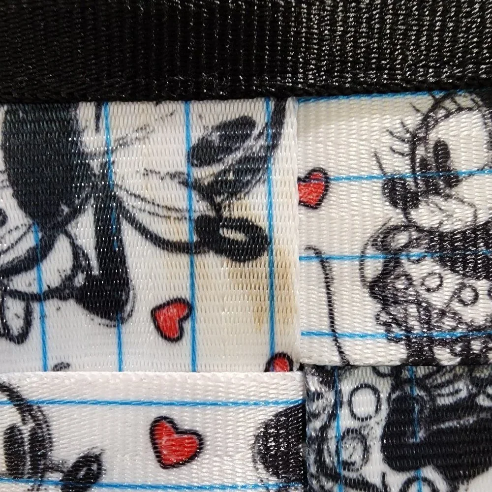 Disney Couture Mickey Minnie Sweethearts Love Black White Purse Harveys Seatbelt